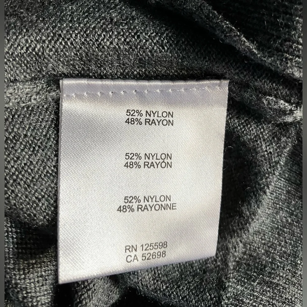 Ellen Tracy grey round neck long sleeve nylon/rayon blend sweater/pullover - Picture 9 of 15